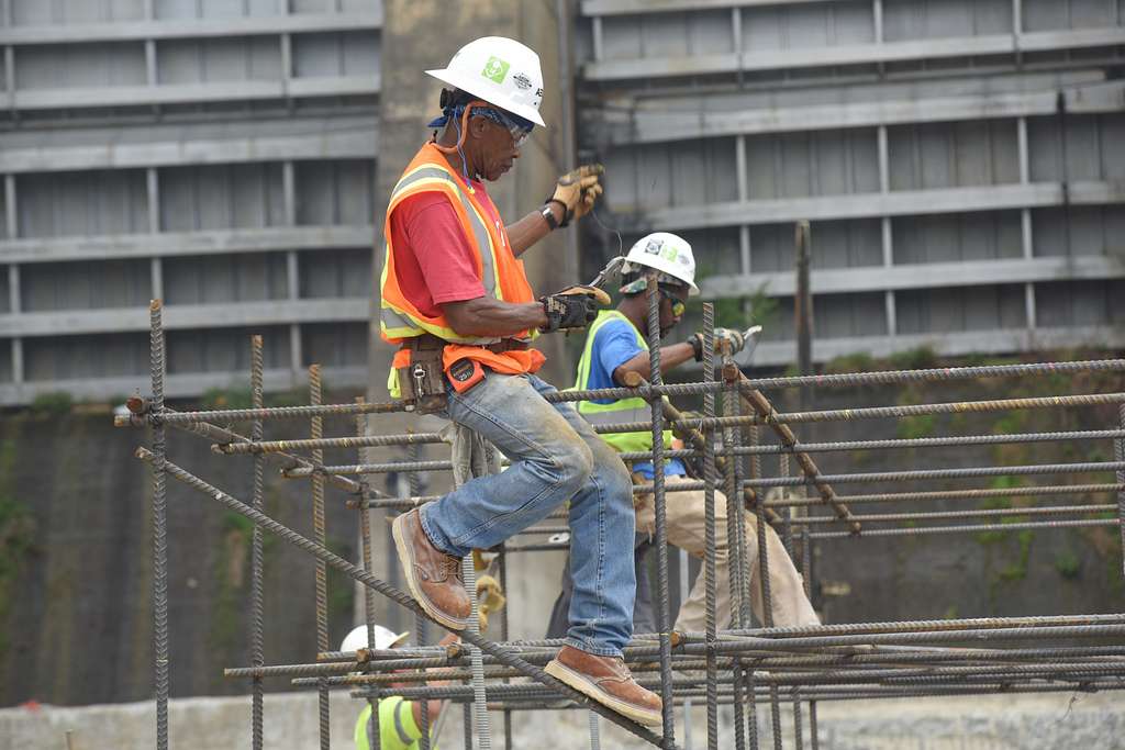 wire attaching to rebar