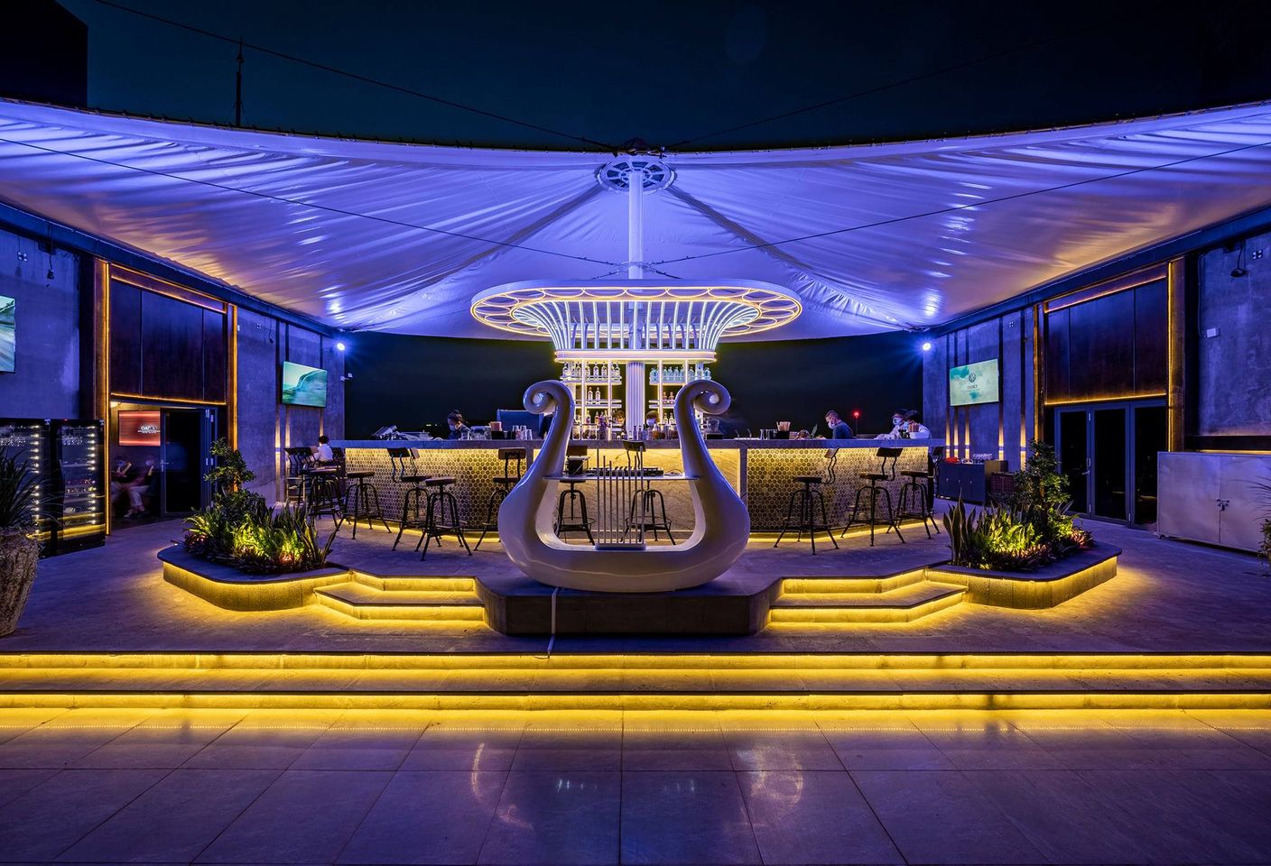penthouse bar