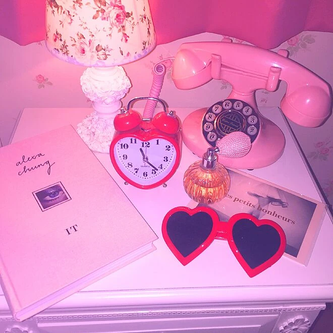 A nymphet girls nightstand